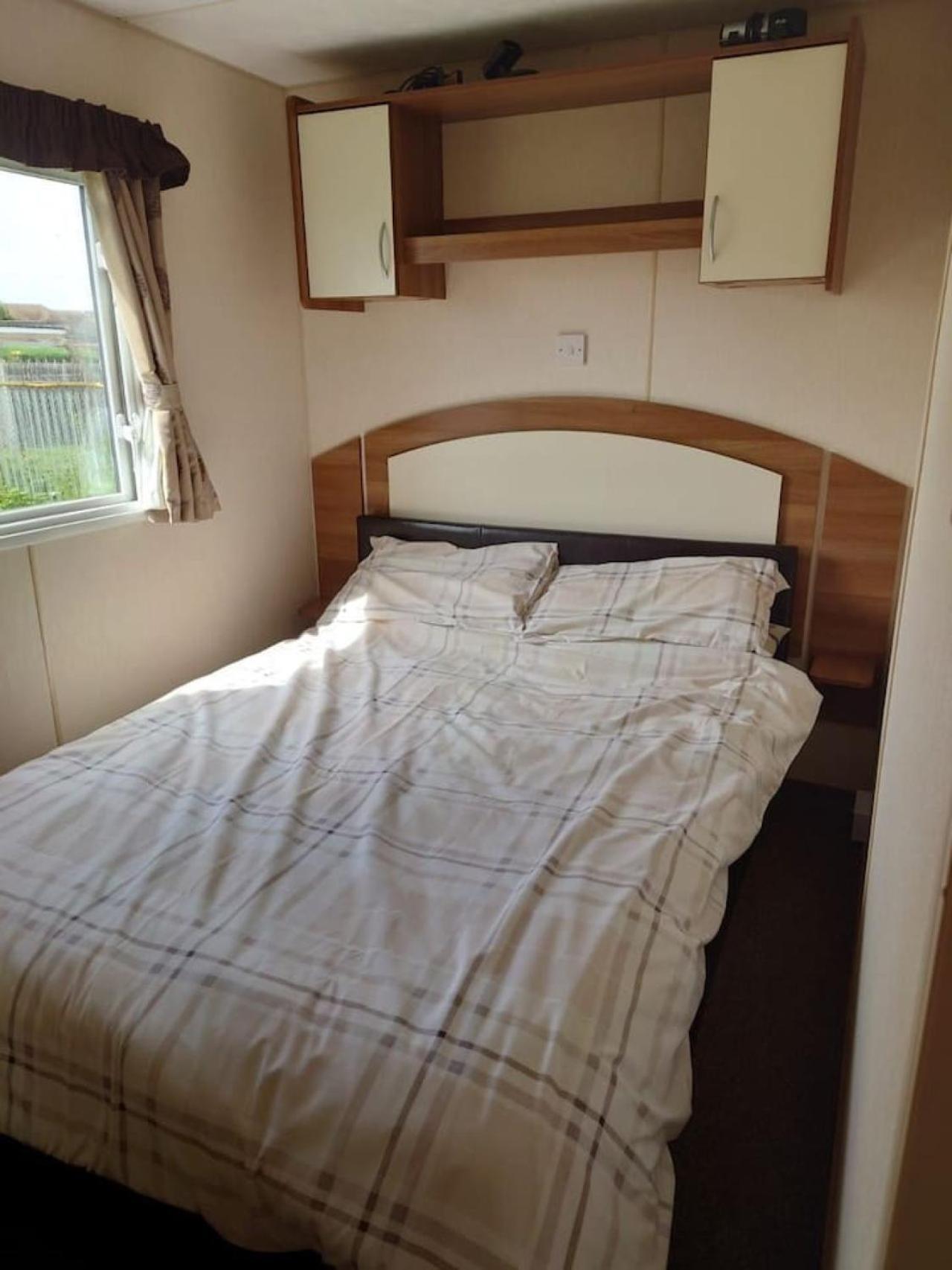 Lbl18 - 3B - Parkdean Resorts - Camber Sands Екстер'єр фото